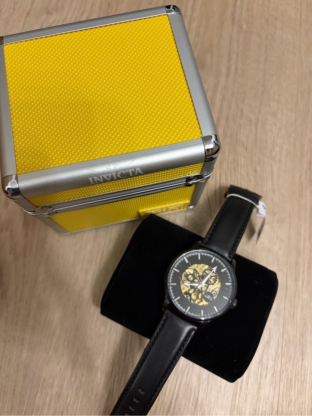 Men's Invicta Skeleton Watch Automatic -45mm and hard case
